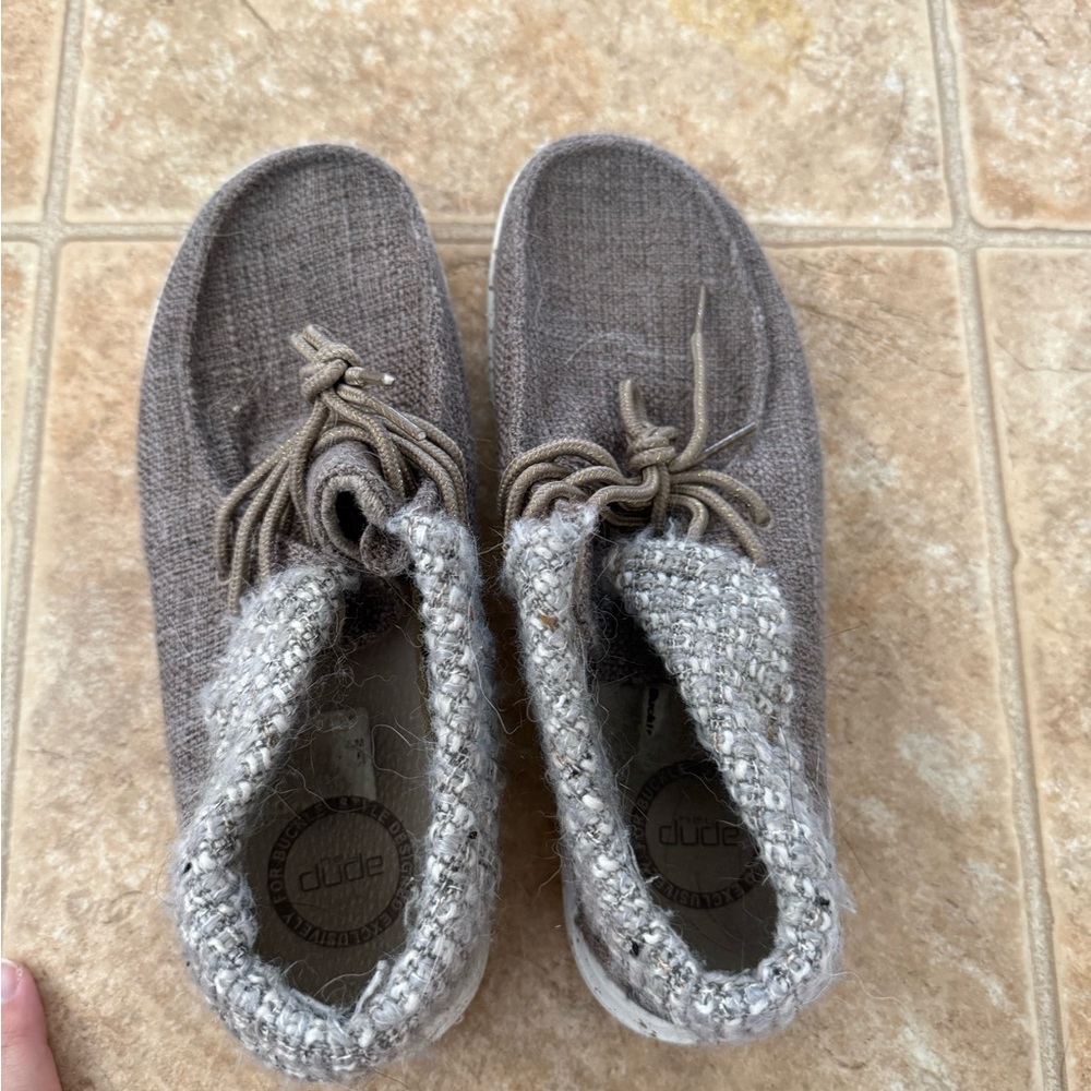 Hey Dude Women's Tan Moccasins